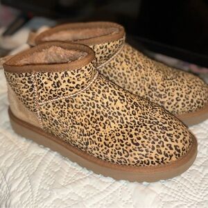 UGG Women's Ultra Mini Speckles boots leopard-print cow hair